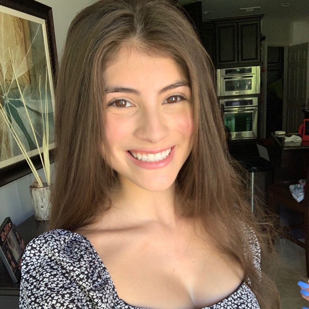 Meet your Posher, Lauren